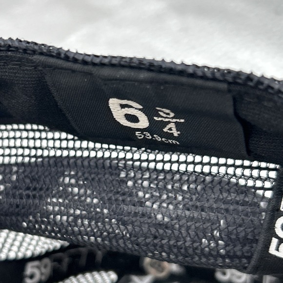 New Era New York NY Yankees MLB Black Fitted Size 6 3/4  Mesh In Black - Picture 8 of 8